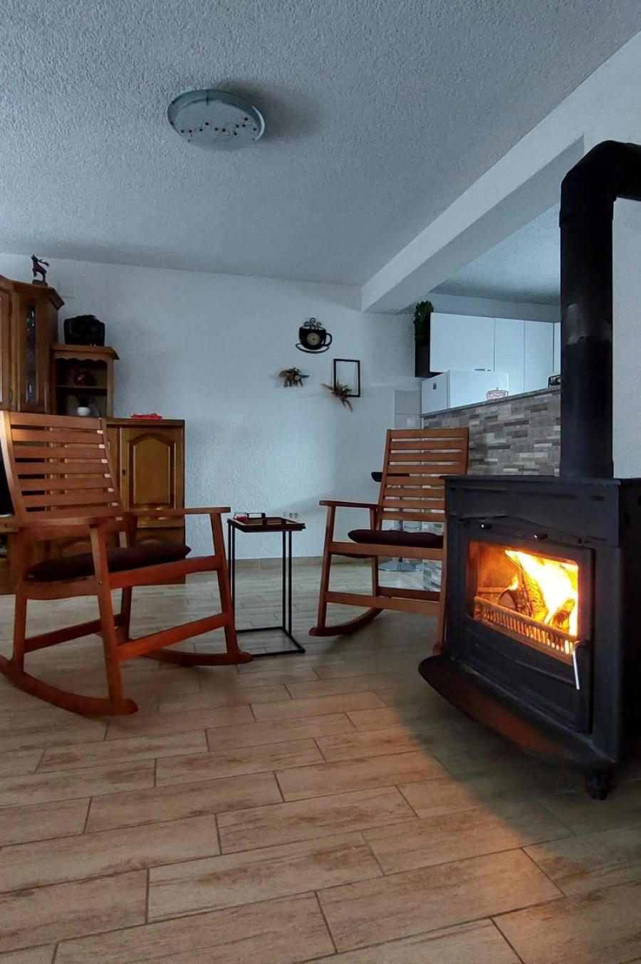 Vila Kuca Za Odmor Boki Gospić Exteriér fotografie