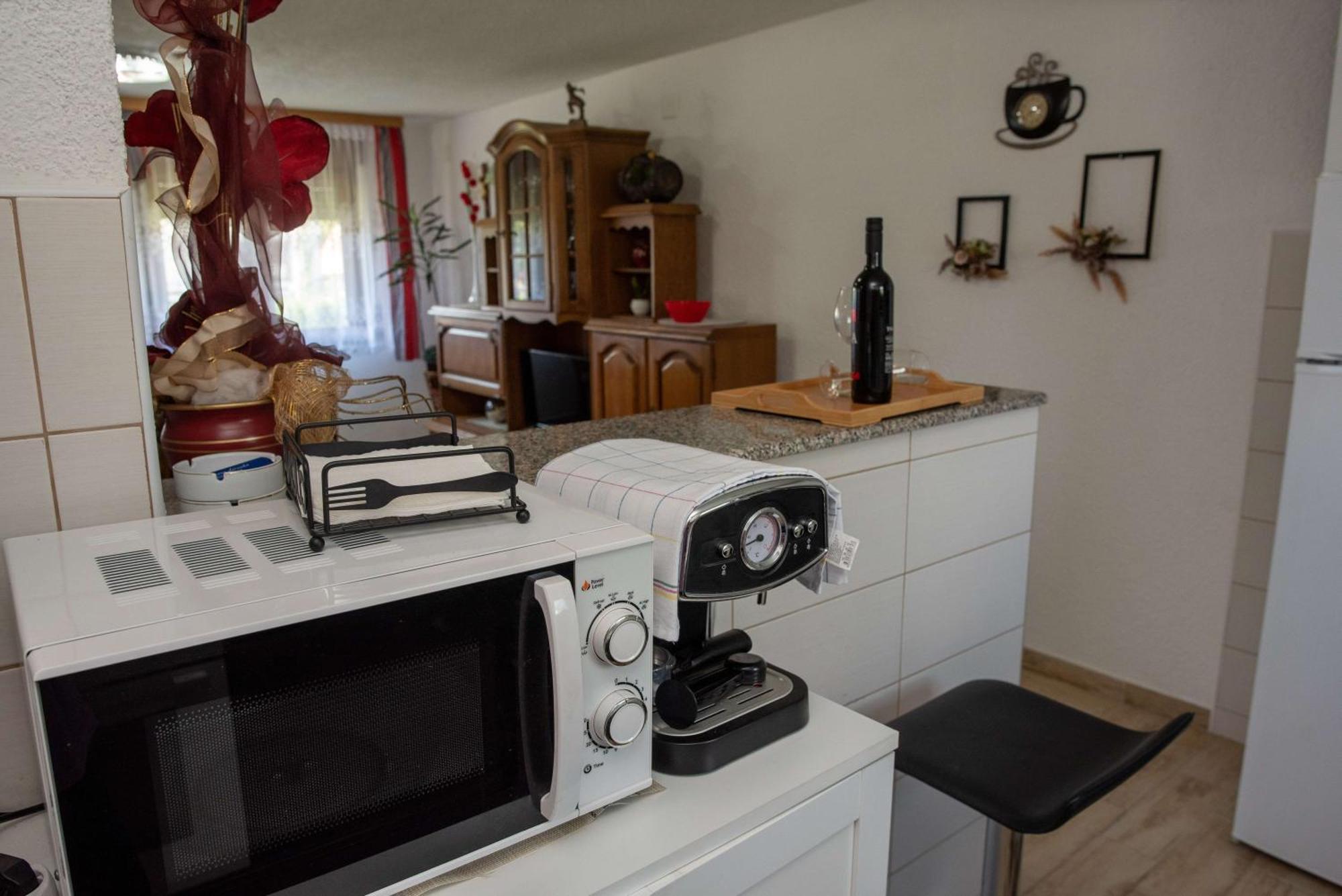 Vila Kuca Za Odmor Boki Gospić Exteriér fotografie